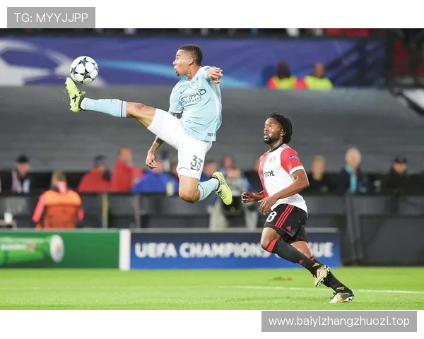 费耶诺德官宣签下格罗宁根攻击手卢西亚诺瓦伦特加强锋线实力 费耶诺德官宣签下格罗宁根攻击手卢西亚诺瓦伦特加强锋线实力